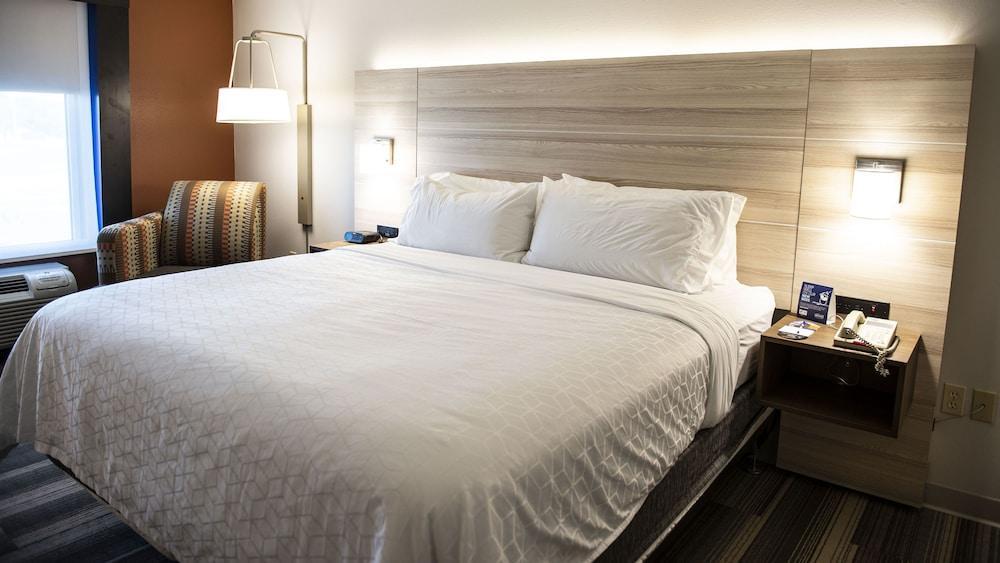Holiday Inn Express Hotel & Suites Sedalia By Ihg Екстер'єр фото