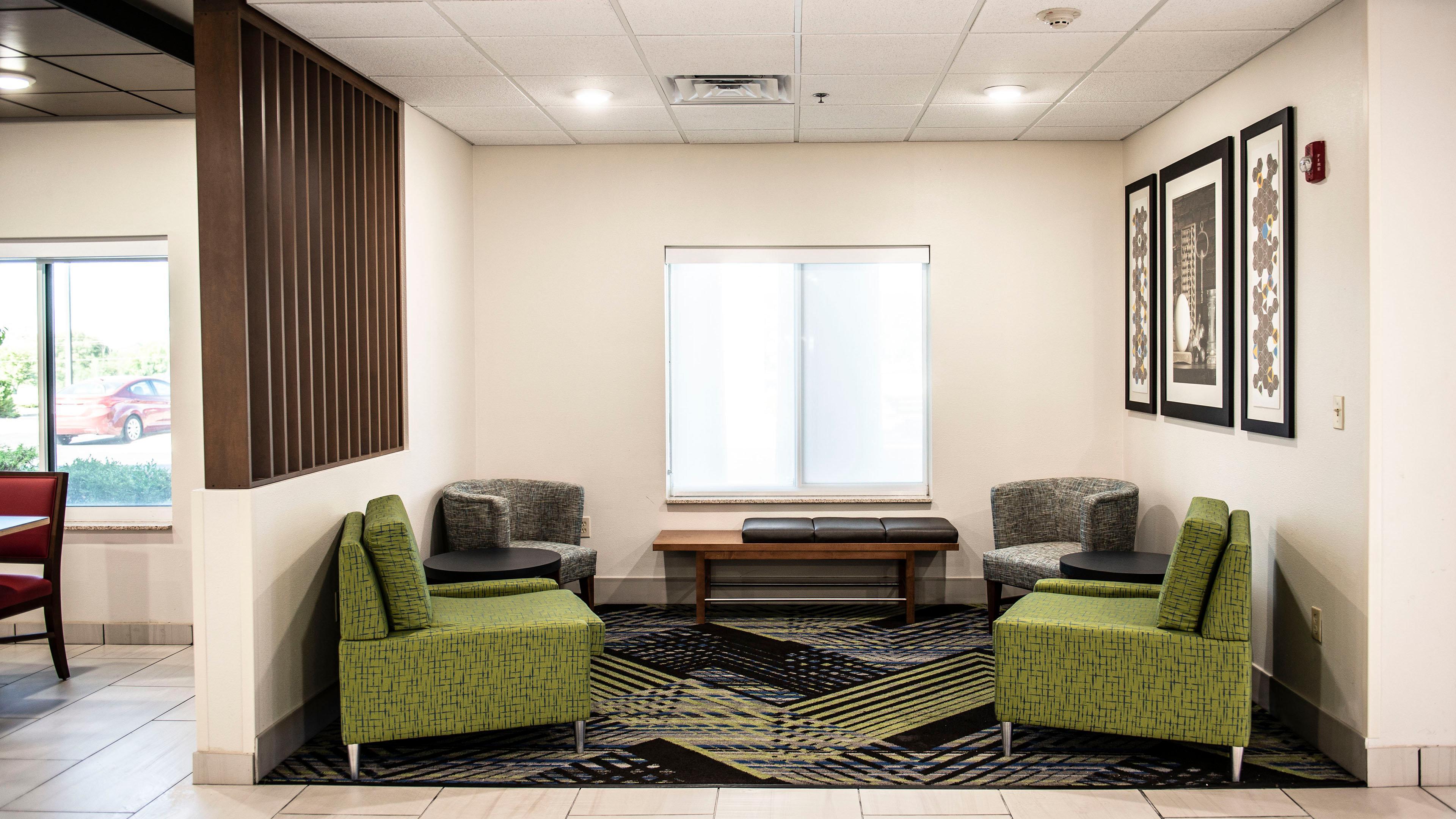Holiday Inn Express Hotel & Suites Sedalia By Ihg Екстер'єр фото
